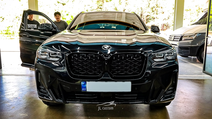 대전 BMW X4 다이아몬드 그릴 교체 시공 포토 정보. / 대전 서구, 세종, 청주, 천안