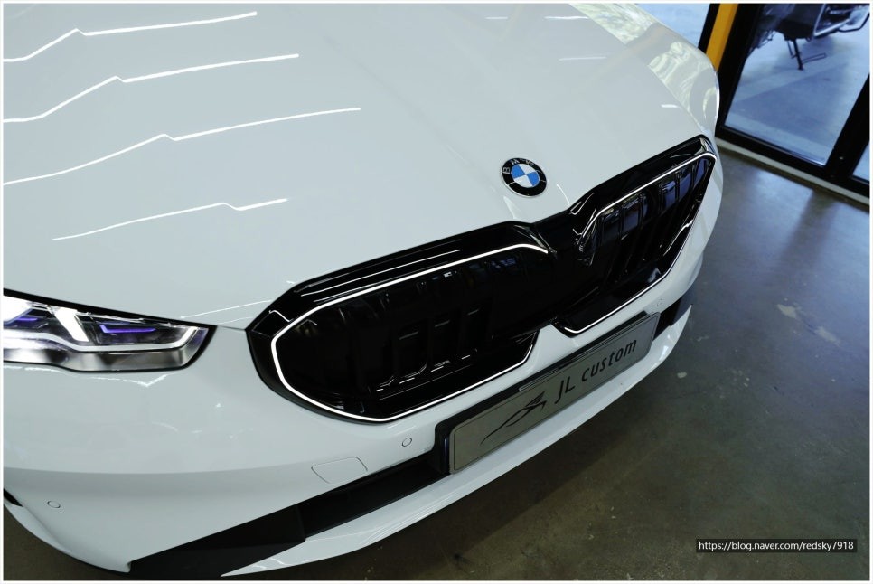 BMW 아이코닉글로우 제이엘커스텀 대전점 시공으로 야간주행 시야확보!! / 대전 서구, 세종, 청주, 천안