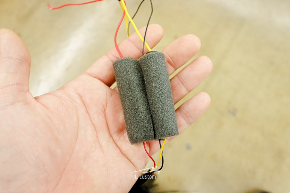 포르쉐 카이엔 깔끔한 배선 정리는 기본! 아이나비 QXD7000 / 대전 서구, 세종, 청주, 천안