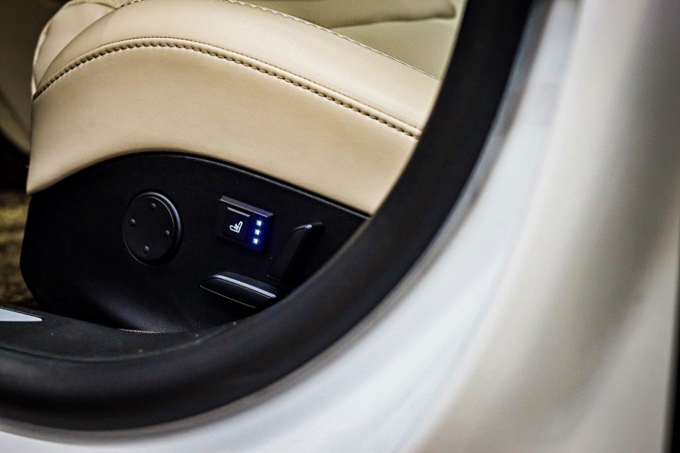 테슬라 모델 S 통풍시트 시공은 최고의 실내 편의 튜닝! / 대전 서구, 세종, 청주, 천안