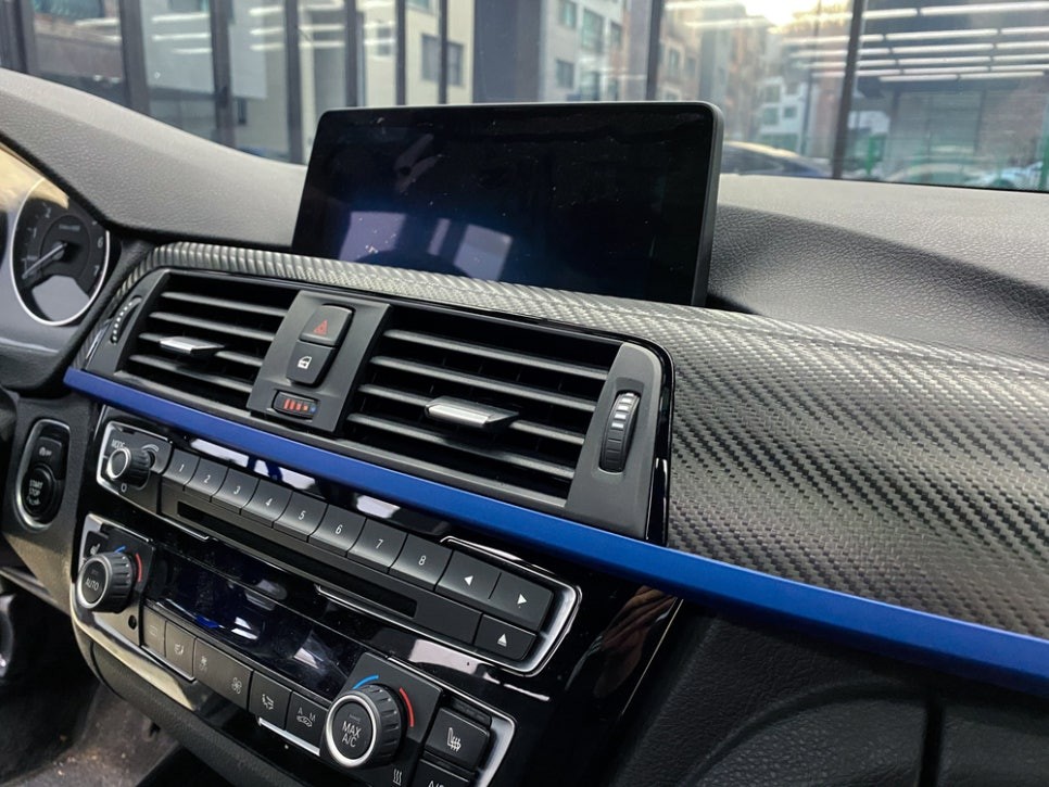 BMW 3시리즈 f30 카본 실내 랩핑