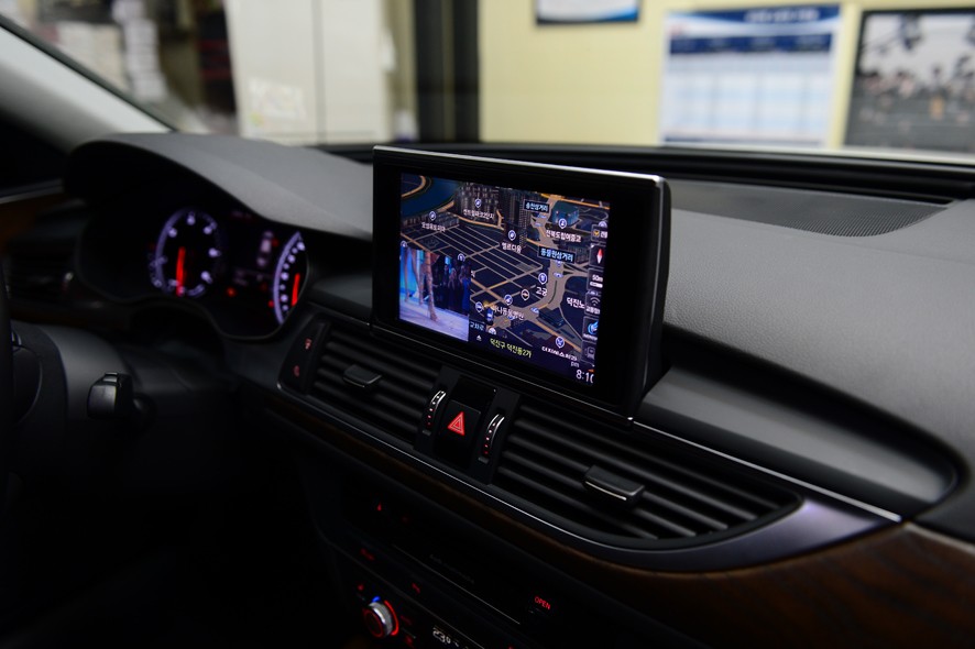 전주수입차내비게이션 2016년식 아우디 a6 아이머큐리 css3패키지 네비게이션매립! / 전주 덕진동