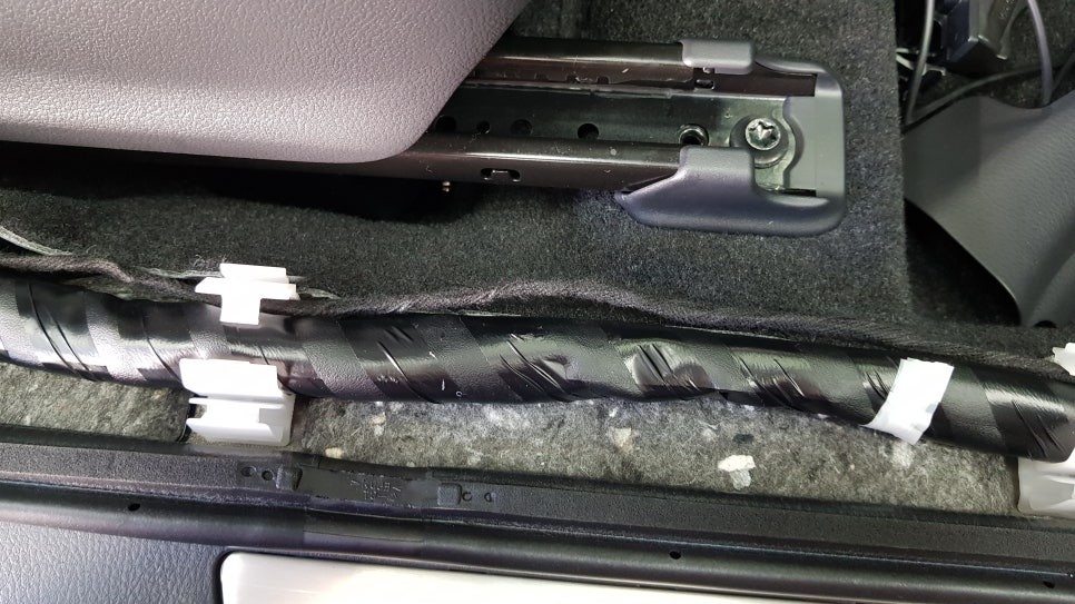 전주자동차용품 카클래스 토요타 2018캠리 블랙박스 보조배터리 에코파워팩 10c장착! / 전주 덕진동