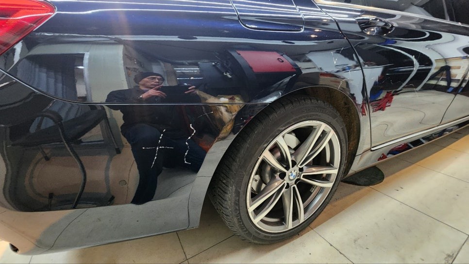 BMW 730 LD 자차 보험처리로 판금도색 및 휠복원 진행