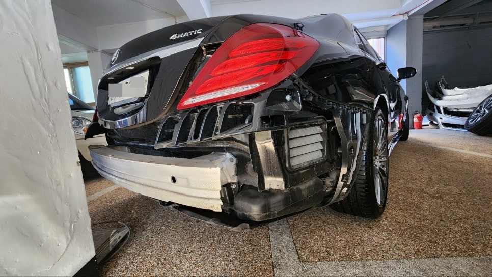 서울 / 벤츠 s 클래스 범퍼복원, bmw730d 덴트 및 광택 작업 중 / 강남 대치동 / 강남.송파.서초.동작.강동