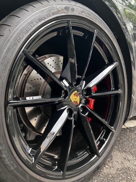 포르쉐 911 카레라4S  강남 블랙유광 휠복원 / 강남 대치동