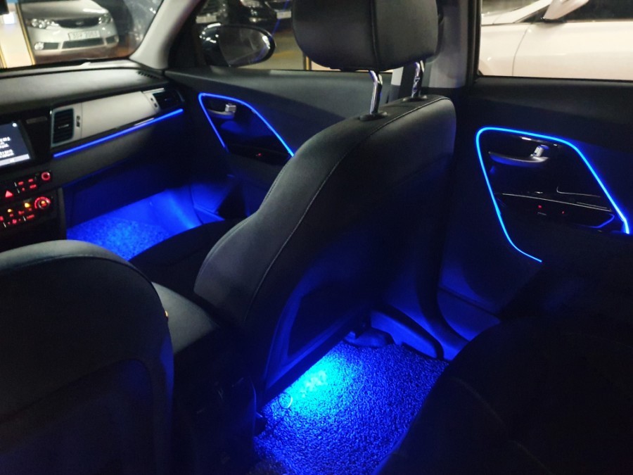 기아자동차 니로 엠비언트 광섬유 및 풋등 장착! 분위기 변신!! (+실내 화장거울등 교체) / 시흥, 안산, 군포, 안양