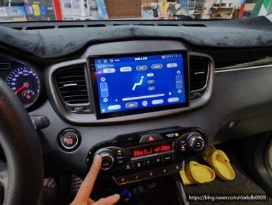 올뉴쏘렌토 순정AV보다 더 뛰어난 스펙 켈란 안드로이드올인원 장착기!!~~