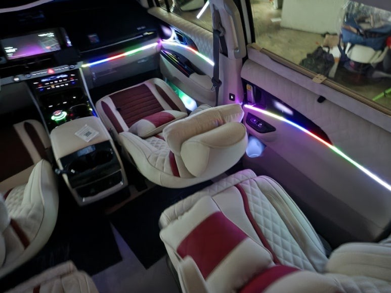 카니발KA4 화성에서 수원 엠비언트  찾아주신 이유는? 다이얼 기어 무빙 엠비언트로 분위기 업!!!