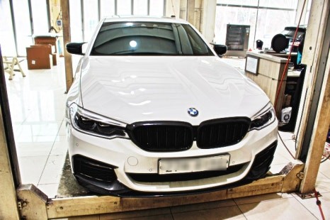 &lt; BMW G30 5시리즈 &gt; 사고차보험수리 사고차바디킷 사고차컨버젼 사고차보험수리 사고차자차보험수리 수입차컨버젼 G30컨버젼
