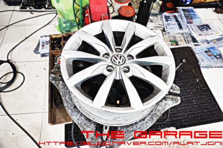 대전세종시미쉐린타이어 대전피렐리타이어 대전3d얼라이먼트 대전휠진동고속발란스 - < 더 게러지 > 폭스바겐 골프 미쉐린타이어 파일럿스포츠4 ps4 휠진동고속발란스 적용 인스톨 / 대전 유성 화암동