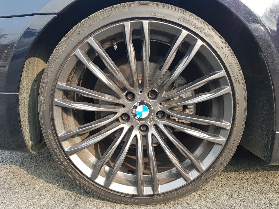 BMW 345 M 레플리카 19인치 휠타이어 교체 작업 남양주 힐링타이어 구리타이어 의정부타이어 휠복원 / 남양주, 강동, 하남, 송파