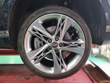 남양주 용인_ 제네시스 g90 중고휠타이어 장착비 무료 교체 작업 _ 남양주중고휠타이어 / 남양주타이어교체 / 남양주, 강동, 하남, 송파