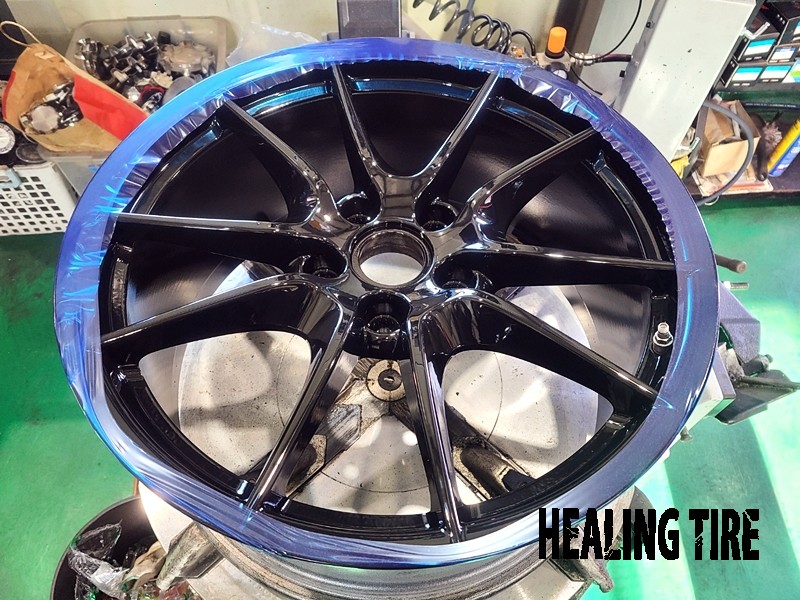 포르쉐 박스터 유광 블랙 분체 도장  남양주휠복원 구리타이어 남양주타이어 의정부타이어 휠복원 휠수리 다산동타이어 / 남양주, 강동, 하남, 송파