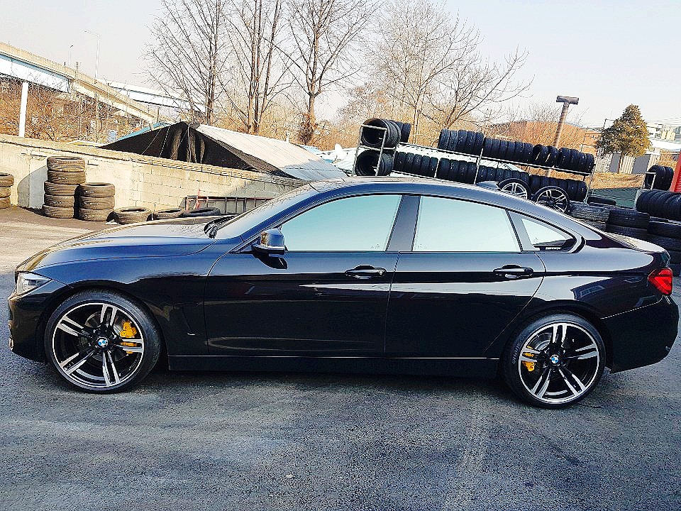 bmw 420i  기존 18인치 순정휠에서 437m 19인치로 변경 인치업 힐링타이어 남양주힐링타이어 BMW4시리즈 남양주타이어 구리타이어 도농타이어 중고휠타이어 / 남양주, 강동, 하남, 송파