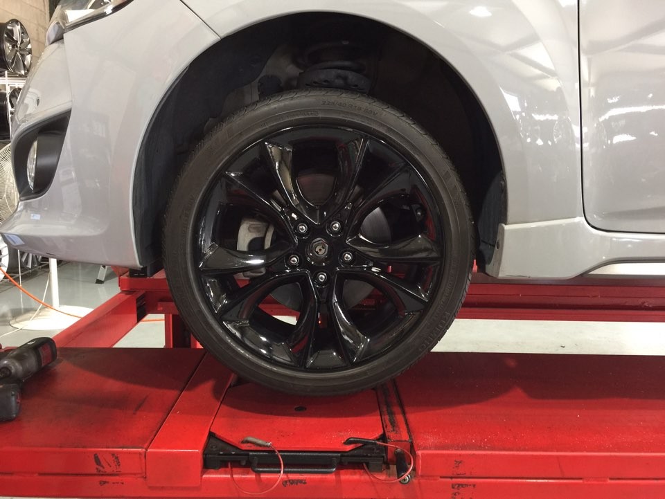 [벨로스터 18인치 블랙휠 교체 !! 휠복원]벨로스터 휠튜닝/벨로스터18인치/힐링타이어/남양주힐링타이어/남양주휠복원/구리복원휠/벨로스터순정휠/남양주타이어/구리타이어/중고휠타이어 / 남양주, 강동, 하남, 송파