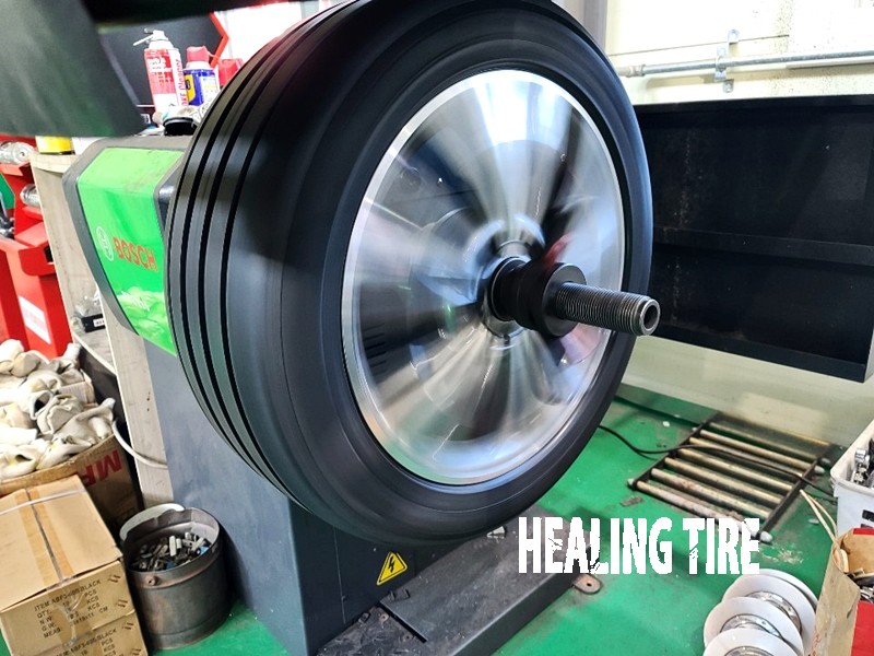 벤츠 E클래스 미쉐린 245 45 17 타이어 교체 후기~! 남양주휠복원 구리타이어 남양주타이어 의정부타이어 휠복원 휠수리 다산동타이어 / 남양주, 강동, 하남, 송파