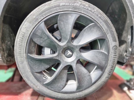 남양주 상봉 _ 테슬라모델Y 18인치 한국타이어 ion evo AS SUV 255 45 19 타이어교체 작업 _ 남양주 휠복원 / 남양주타이어교체 / 남양주타이어 / 남양주, 강동, 하남, 송파