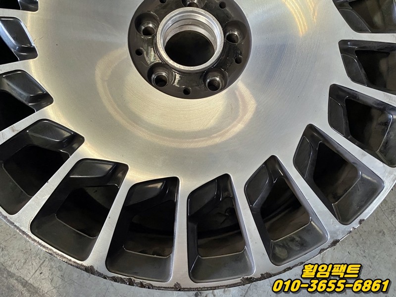 〔벤츠 마흐바흐 s650〕휠긁힘,휠패임,휠찍힘,휠기스,휠주차상처,휠찌그러짐,굴절수리,다이아몬드컷팅,휠복원,휠분체도장"휠임팩트"