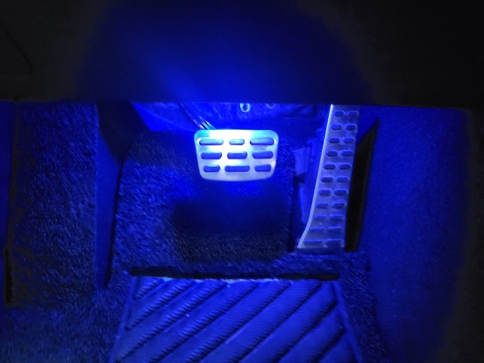 순천악동모터스 // 차에 한번 타면 내리기 싫어질 듯한 DMX 무빙엠비언트 시공 후 분위기 대변신한 G70! / 순천, 여수, 광양