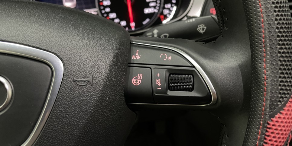 아우디 A6 구형이라고 무시하지 말아요! 카플레이 여기도 된다구요! / 전북 전주, 광주, 김제