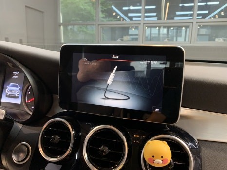 벤츠 GLC220d 카플레이 터치 장착! 안드로이드오토 터치 장착! (무선 애플 카플레이, 무선 구글 안드로이드오토)