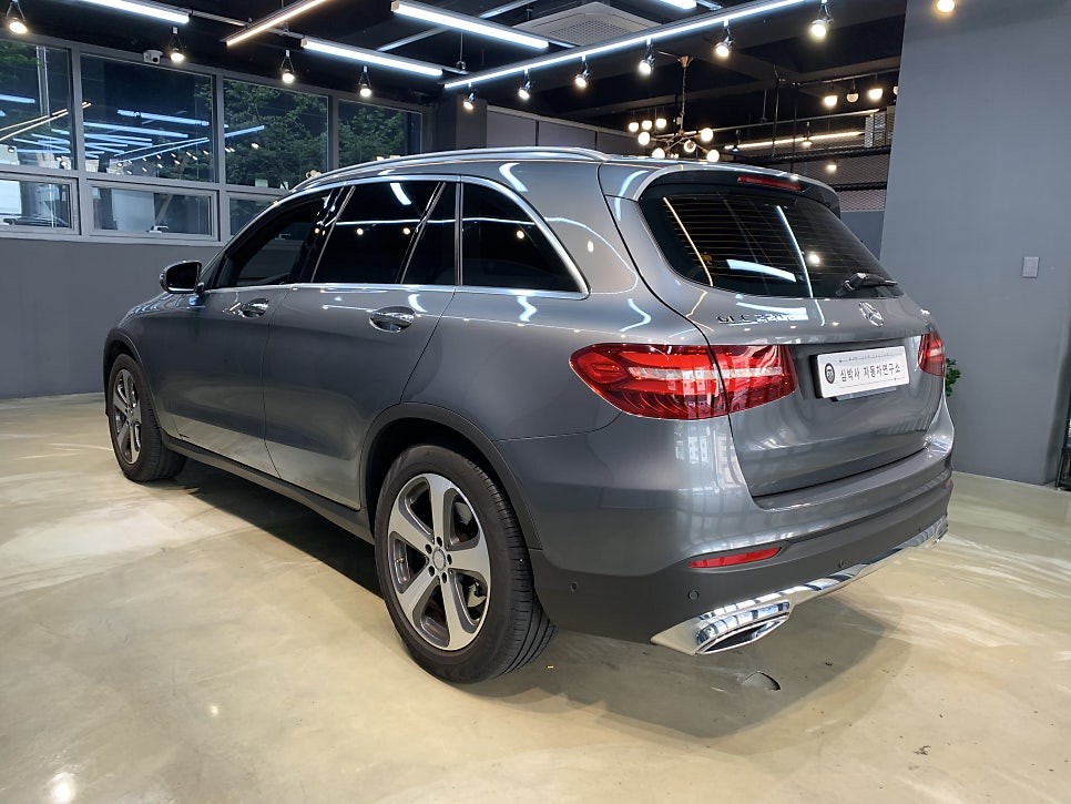 경기남부 / 벤츠 GLC220d 미러링 네비게이션,아틀란3D 네비게이션,양방향 미러링 / 성남.용인.이천