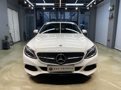 경기남부 / 벤츠 C200d W205 엠비언트 라이트 없는 차량, 순정형 엠비언트 라이트 장착하기! / 성남.용인.이천
