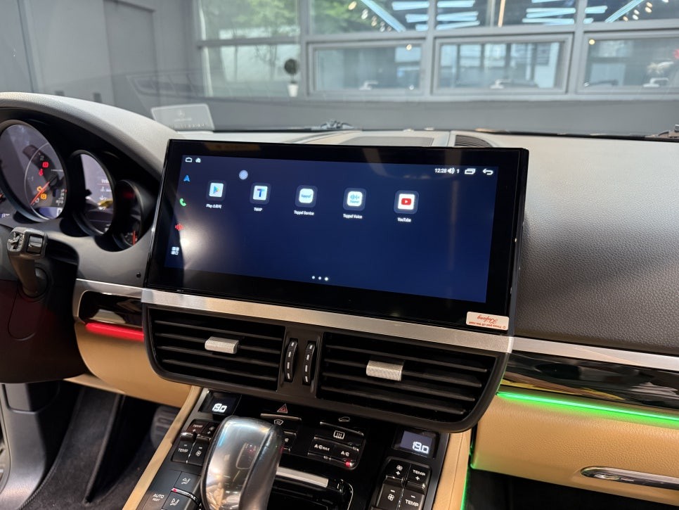 포르쉐 카이엔 12.3