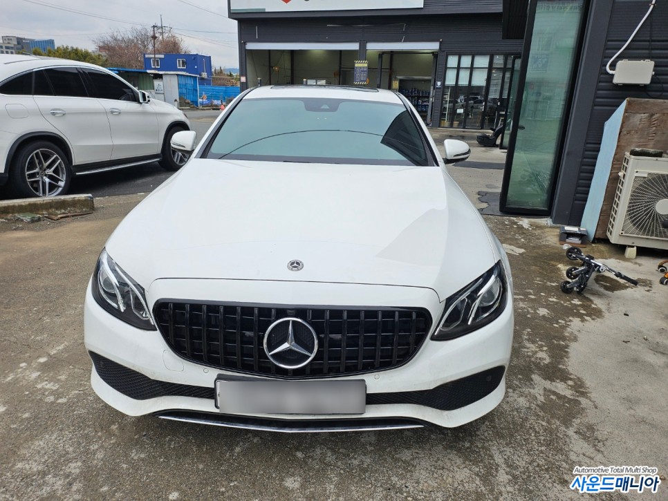 울산 벤츠e클래스w213 세로그릴로 변경하면 보여지는 느낌은?