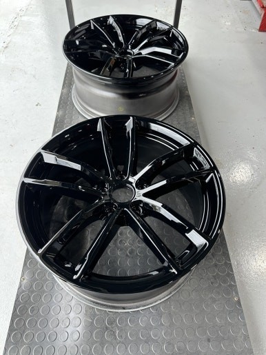 bmw 520d 휠수리후 블랙유광휠도색.강릉휠도색.속초휠도색.양양휠도색 / 동해시 단봉동