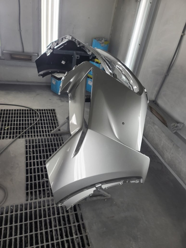렉서스 NX200t NX300h 부산 판금도색 사고수리 (도색 컬러색상 잘 맞춰주는 곳!!)
