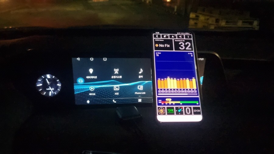인천 GPS 재방사 안테나 설치 렉서스 ES300