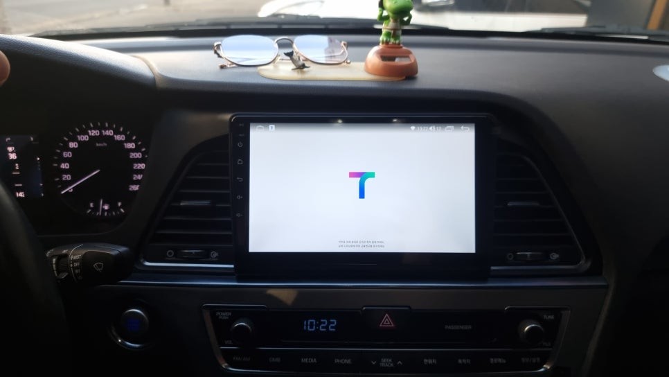 구형 LF 소나타 안드로이드 올인원 네비게이션 매립 설치