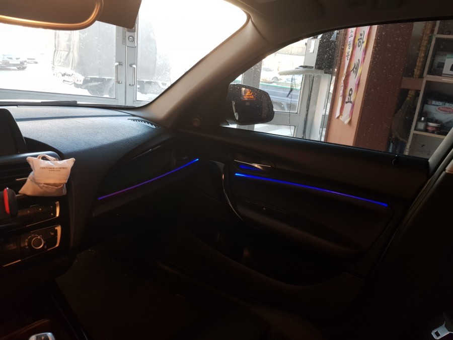 수입차엠비언트라이트 : BMW 118d 실내튜닝(전주에서방문) / 광주 북구