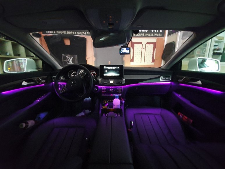 벤츠 cls350 광주 엠비언트 라이트 무드등 ! / 광주,나주,순천