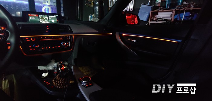 BMW 320D F30 스마트 엠비언트 라이트 무드등(3세대 면발광엠비언트 )대구 / 대구 남산동