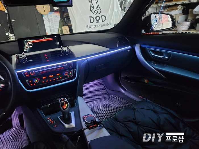 BMW F30 320D 엠비언트 라이트 무드등 풋등 시공 대구 다이프로샵 울산 대전 경북 경남 부산 / 대구 남산동