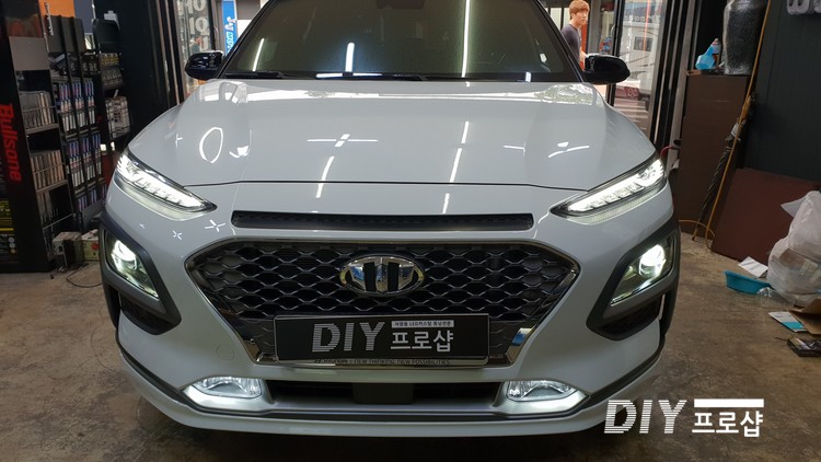 대구 코나 아이언맨 에디션 LED라인 무빙턴시그널 시퀀셜 턴시그널 다이나믹 턴시그널 작업 LED튜닝 LED수리 / 대구 남산동