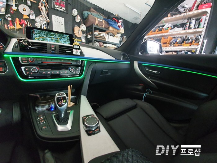 BMW F30 320D 엠비언트 라이트 무드등 RGB 가변 실내무드조명 실내튜닝 DIY 프로샵 대구 경북 / 대구 남산동