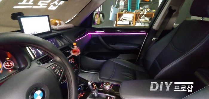 BMW X3 스마트 엠비언트라이트 3세대 면발광광섬유 시공 (대구 LED수리 대구LED튜닝 ) / 대구 남산동