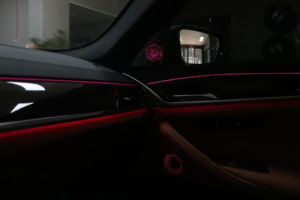 [카오디오] 대구 BMW G30 520i 튜닝은 엠비언트라이트 바우어앤윌킨스 ST.