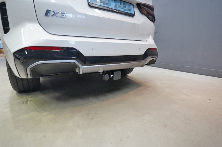 BMW IX3 히치타입 견인고리 시공