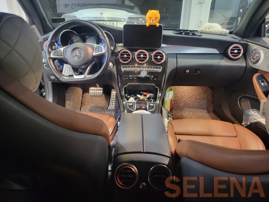 서울 / w205 c클래스 카브리올레 c63amg 만들기!! 계기판 , 64색엠비언트 풀세트 장착!! / 강서.구로.금천.양천.영등포