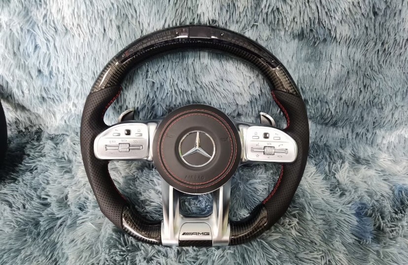 벤츠 cls63amg 신형amg카본led핸들 신형개조(실내업그레이드)