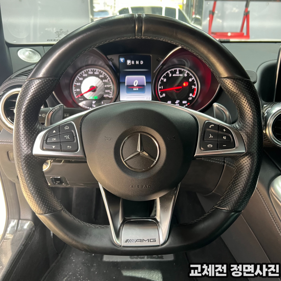 벤츠 AMG GT 2도어 신형 벤츠카본 AMG핸들 교체시공