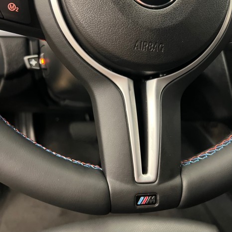 BMW F12 6시리즈 컨버터블 M열선핸들로 교체작업을 하였습니다 / 서울 용산 중구