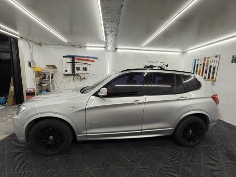 강원 / 춘천전체랩핑 - BMW X3 F25 유광블랙 전체랩핑 - 킹드레스 / 춘천시 후평동