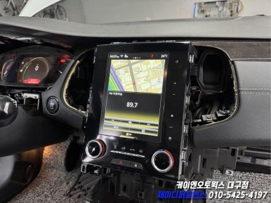 대구 SM6 S-Link USB 고장으로 인한 중고 개선품 라디오 교환 작업 (공장 초기화, 중고품 도난 방지락 해제, 에스 링크 수리) / 대구 북구 노원동