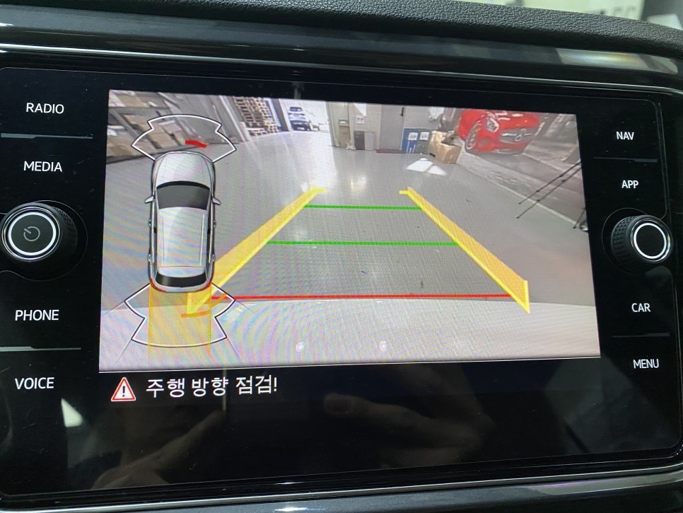 (PASS 기능 지원) 폭스바겐 티록 후방카메라 순정품으로 되살립니다 / 인천 서구